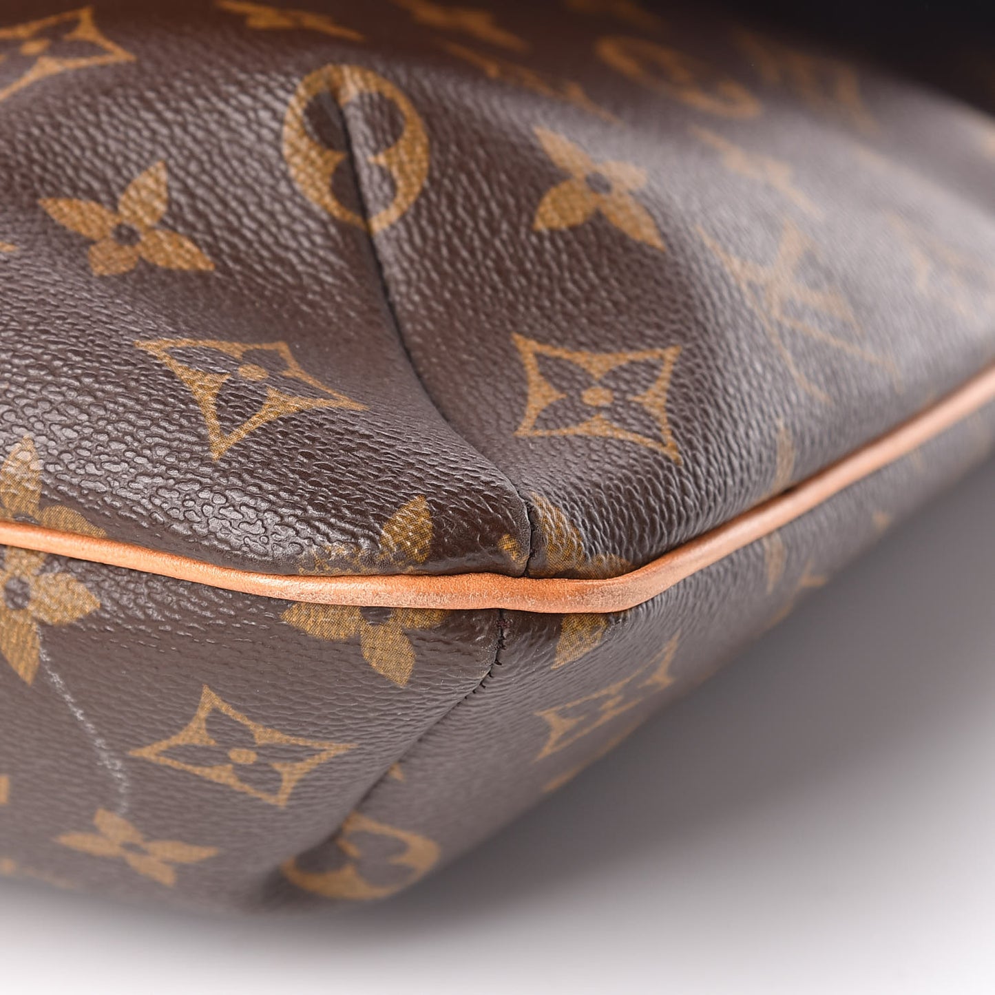 Monogram Musette GM