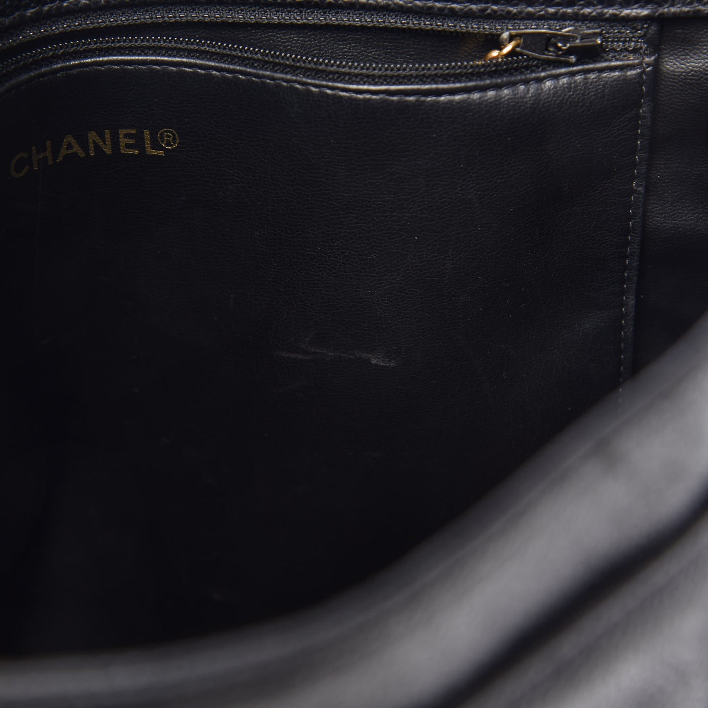 Caviar CC Shoulder Bag Black