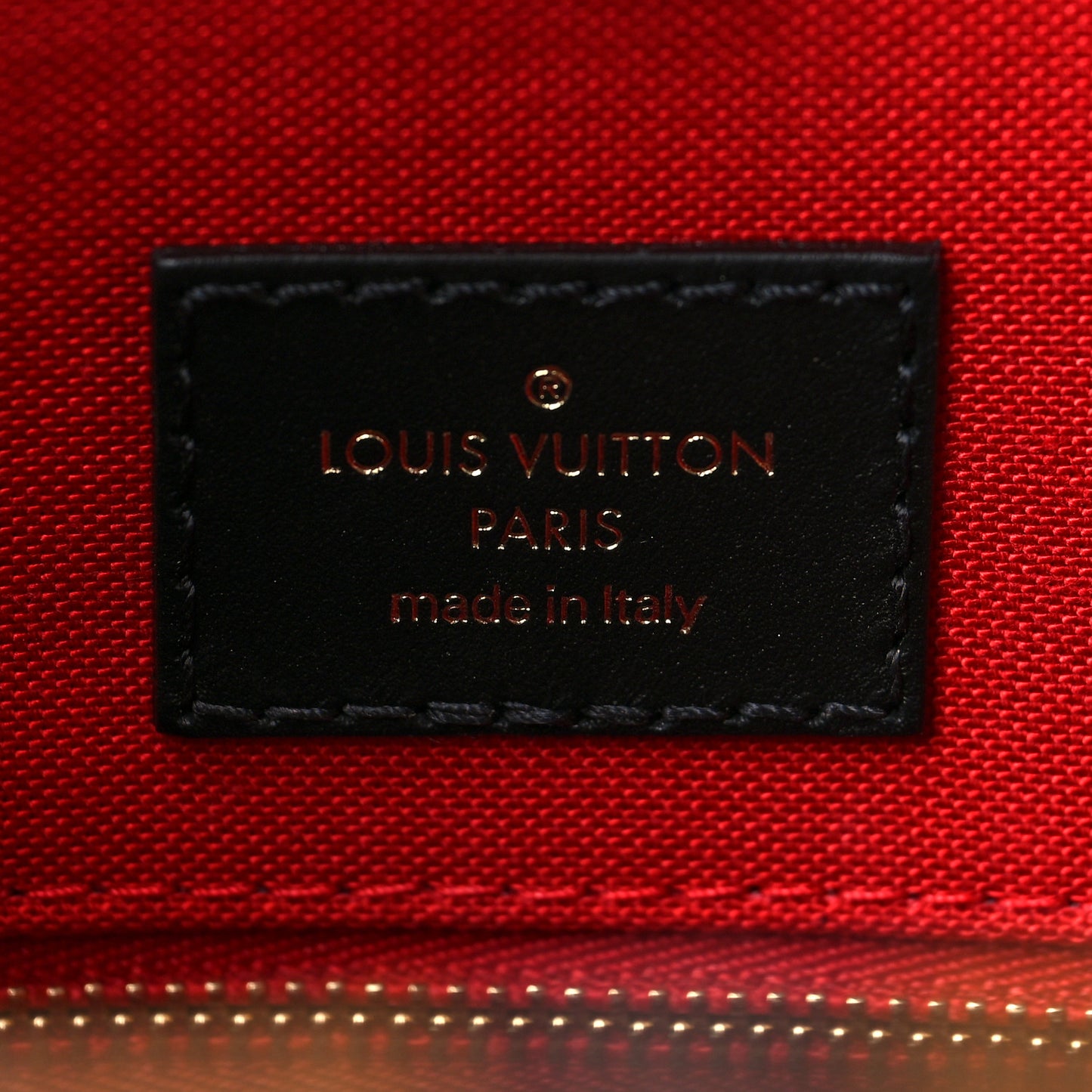 Reverse Monogram Giant Onthego MM