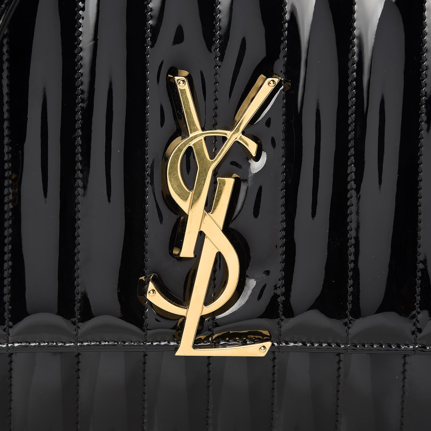 Saint Laurent Patent Matelasse Monogram Large Vicky Chain Bag Black 8 of 15