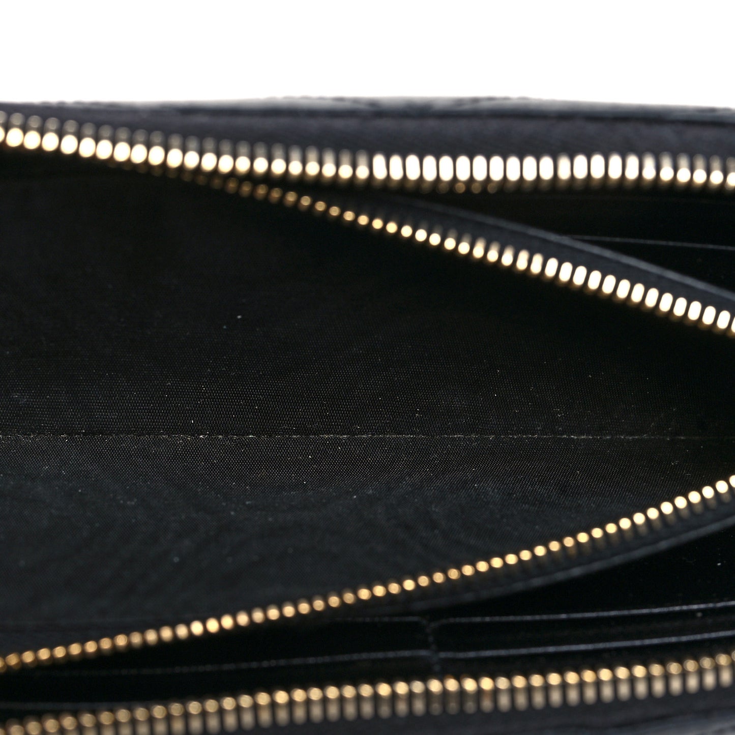 Grain De Poudre Matelasse Chevron Monogram Zip Around Wallet Black