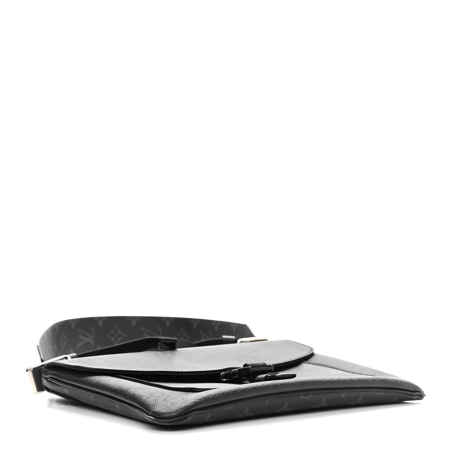 Louis Vuitton Taigarama Messengerama Black 4 of 8
