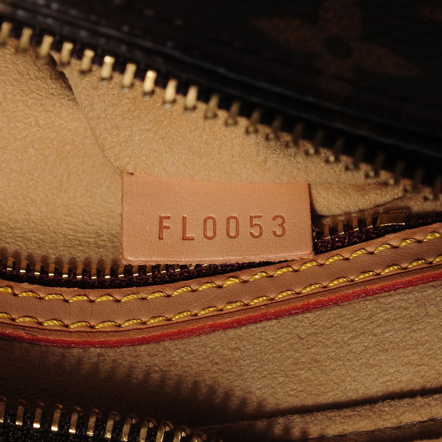 Monogram Looping MM