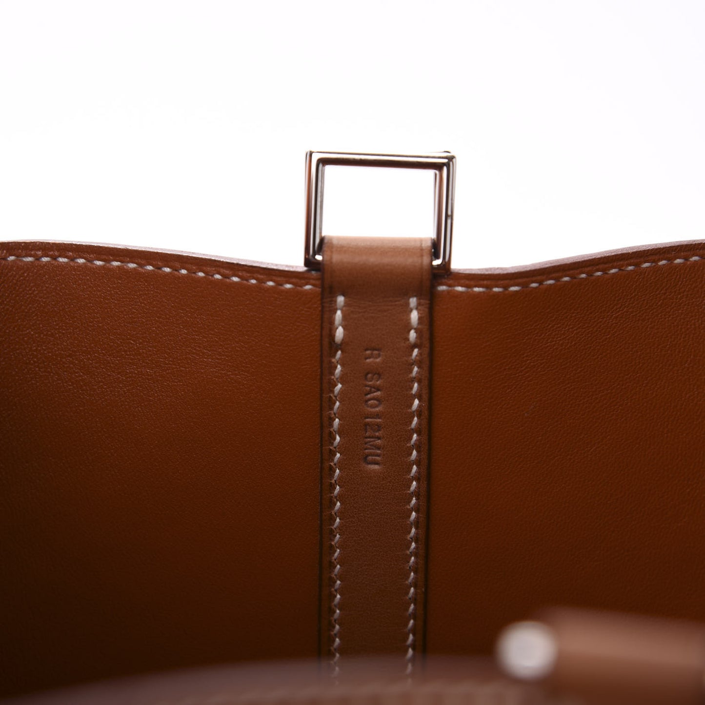 Ostrich Barenia Picotin Lock 22 Gold Fauve