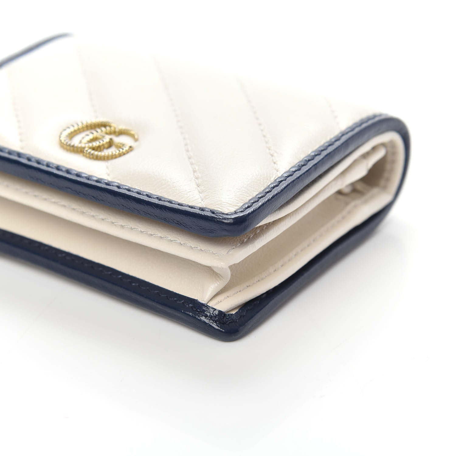 Gucci Vintage Effect Calfskin Matelasse Diagonal Torchon GG Marmont Card Case Wallet Mystic White Blue Agata 10 of 10