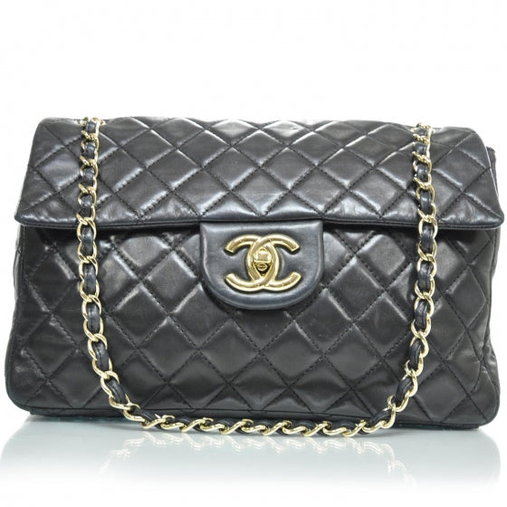 Lambskin Quilted Maxi Flap Black