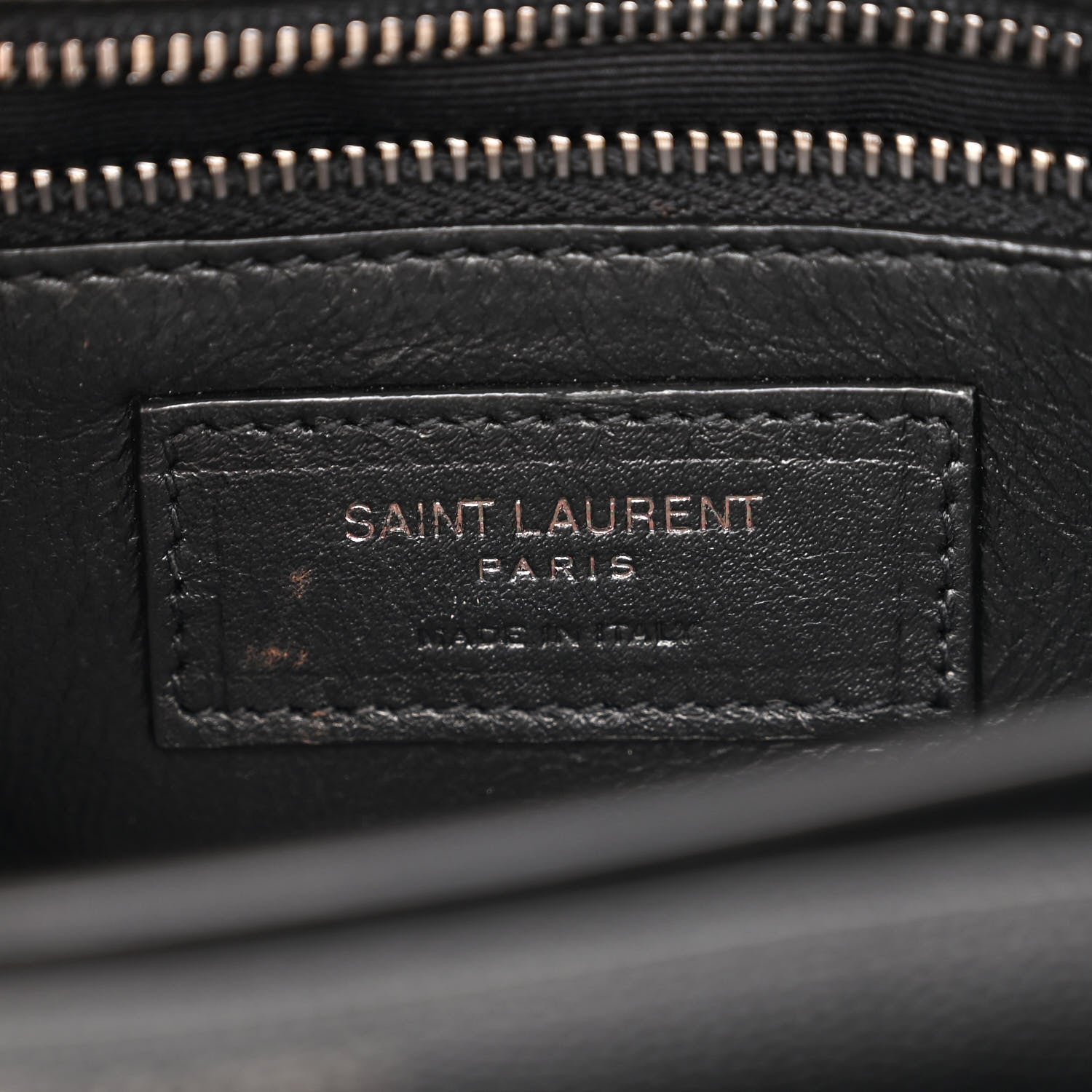 Saint Laurent Grain De Poudre Monogram Cassandra Clasp Bag Black 6 of 11