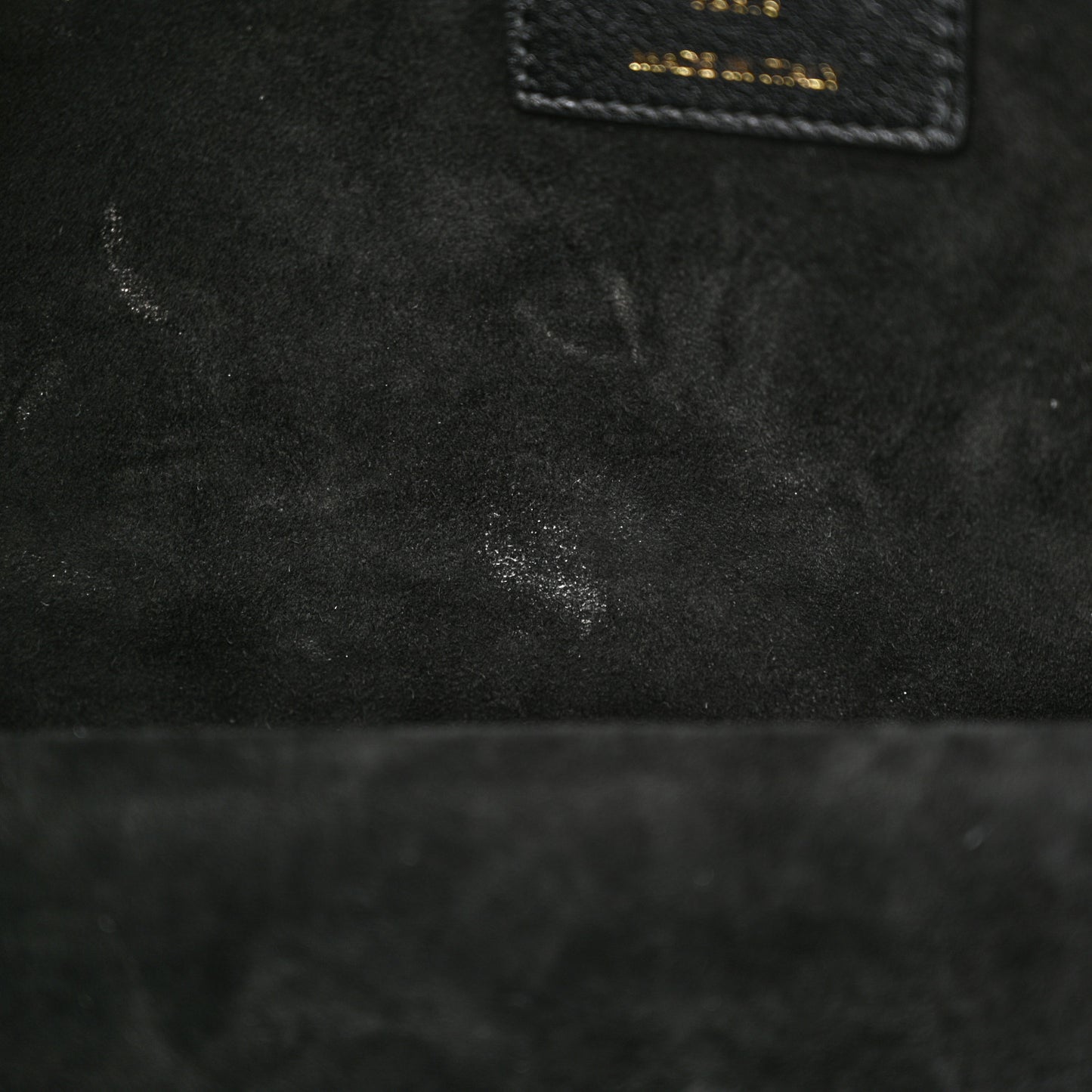 Calfskin Archicannage Medium Essential Tote Black
