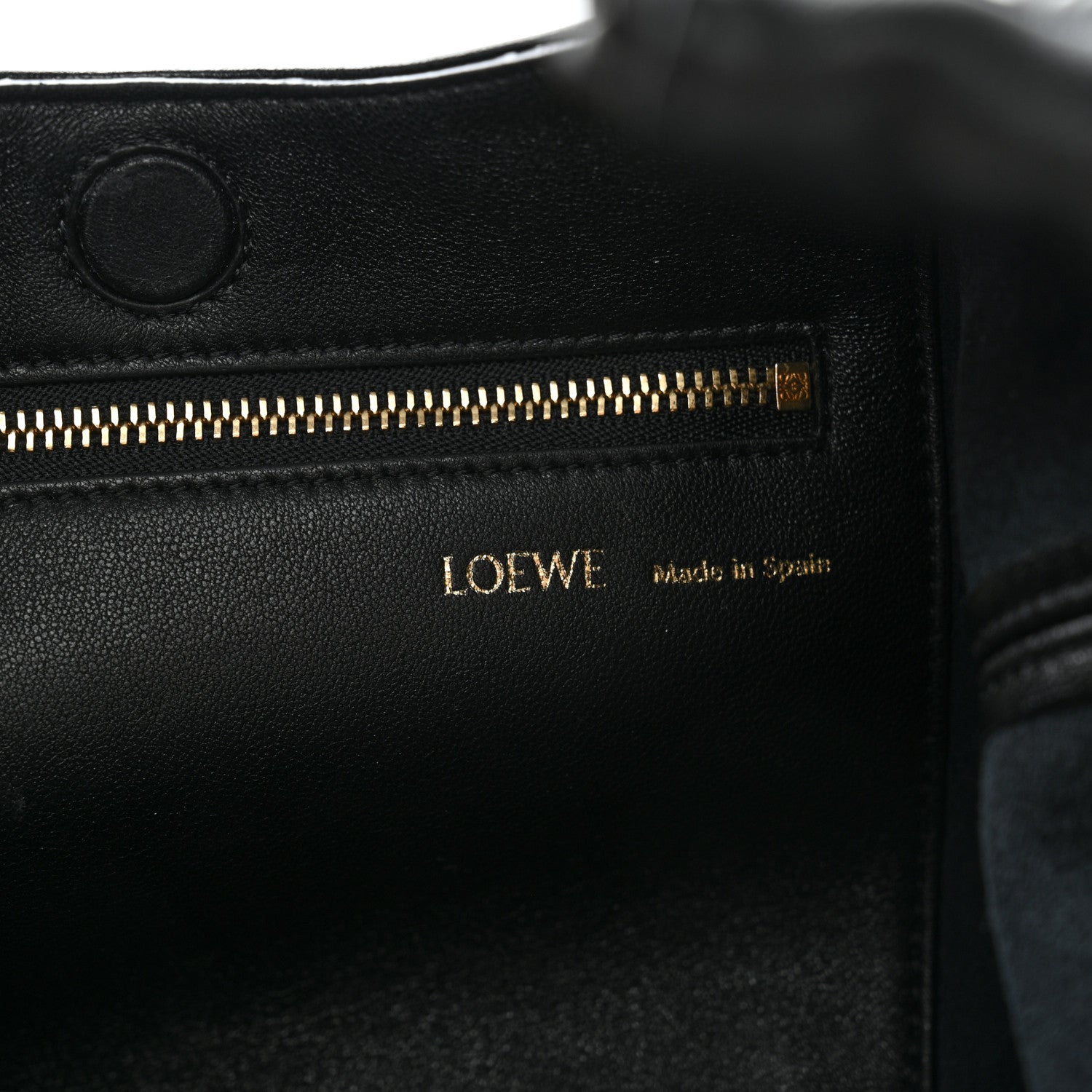 Loewe Mellow Nappa Small Monochrome Squeeze Bag Black 5 of 8
