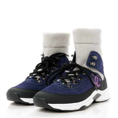Chanel Suede Calfskin Knit CC Sneakers 38 Dark Blue Light Grey 4 of 10