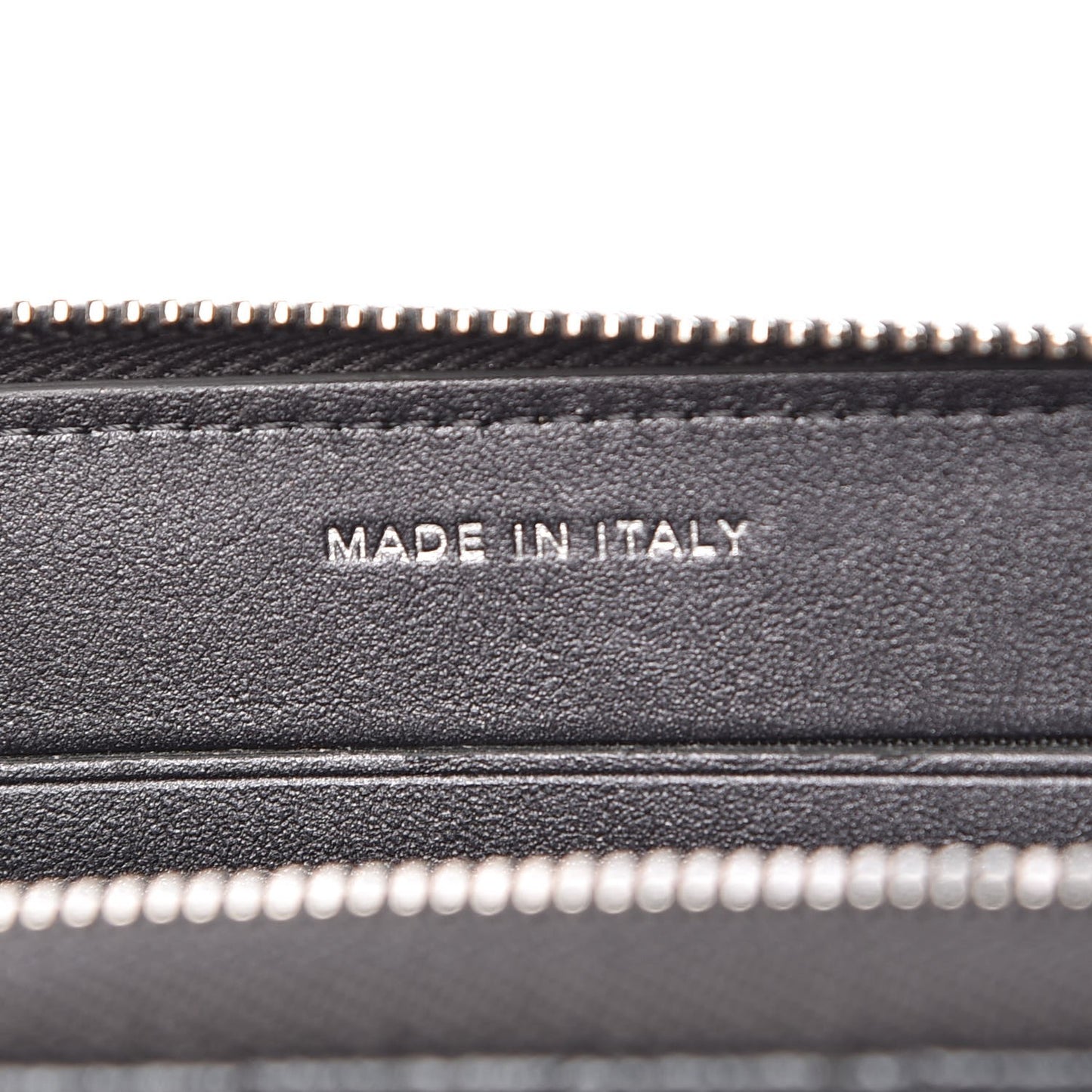 Metallic Caviar Quilted Medium Maxi CC Zip Around Wallet Black