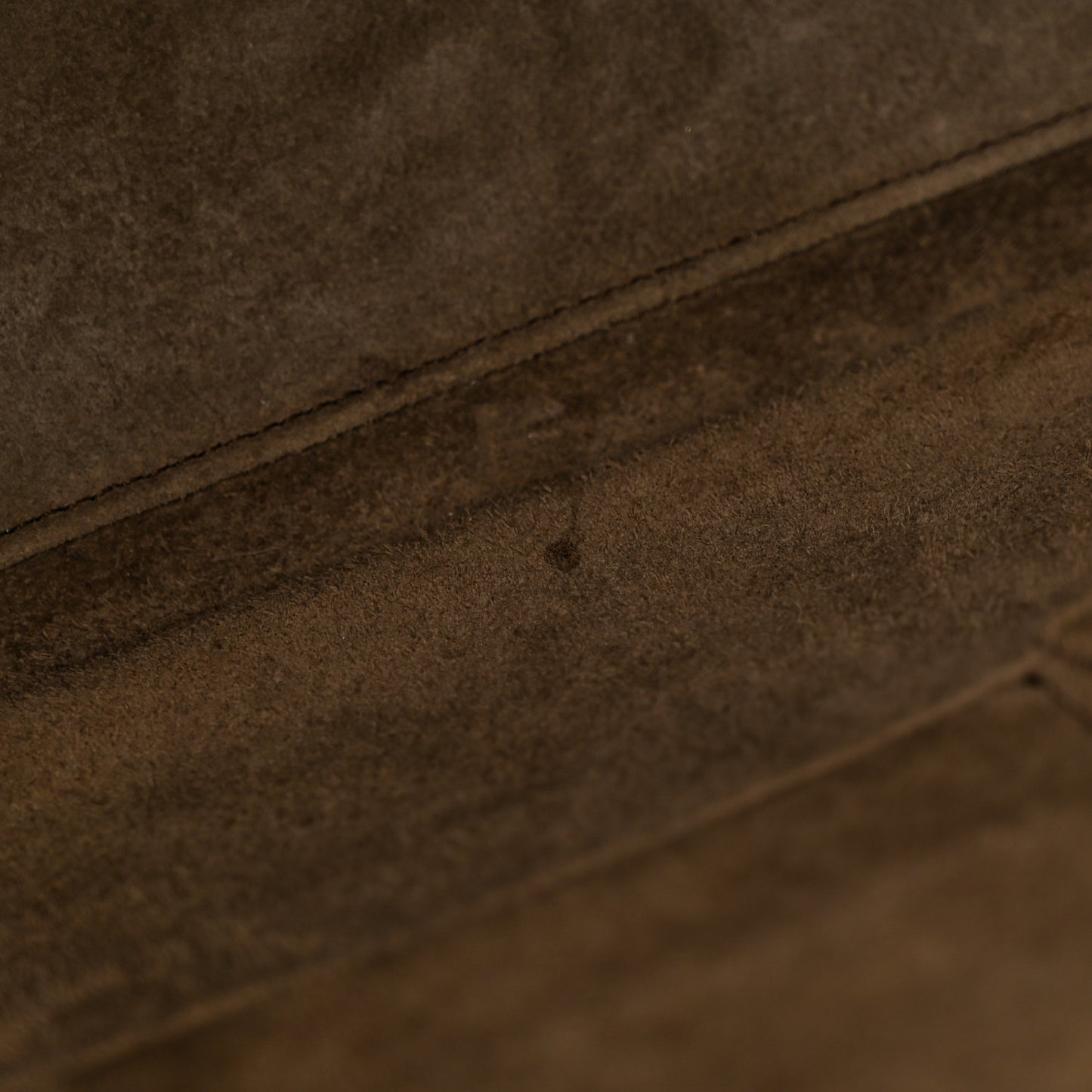 Drummed Calfskin Mini Luggage Souris