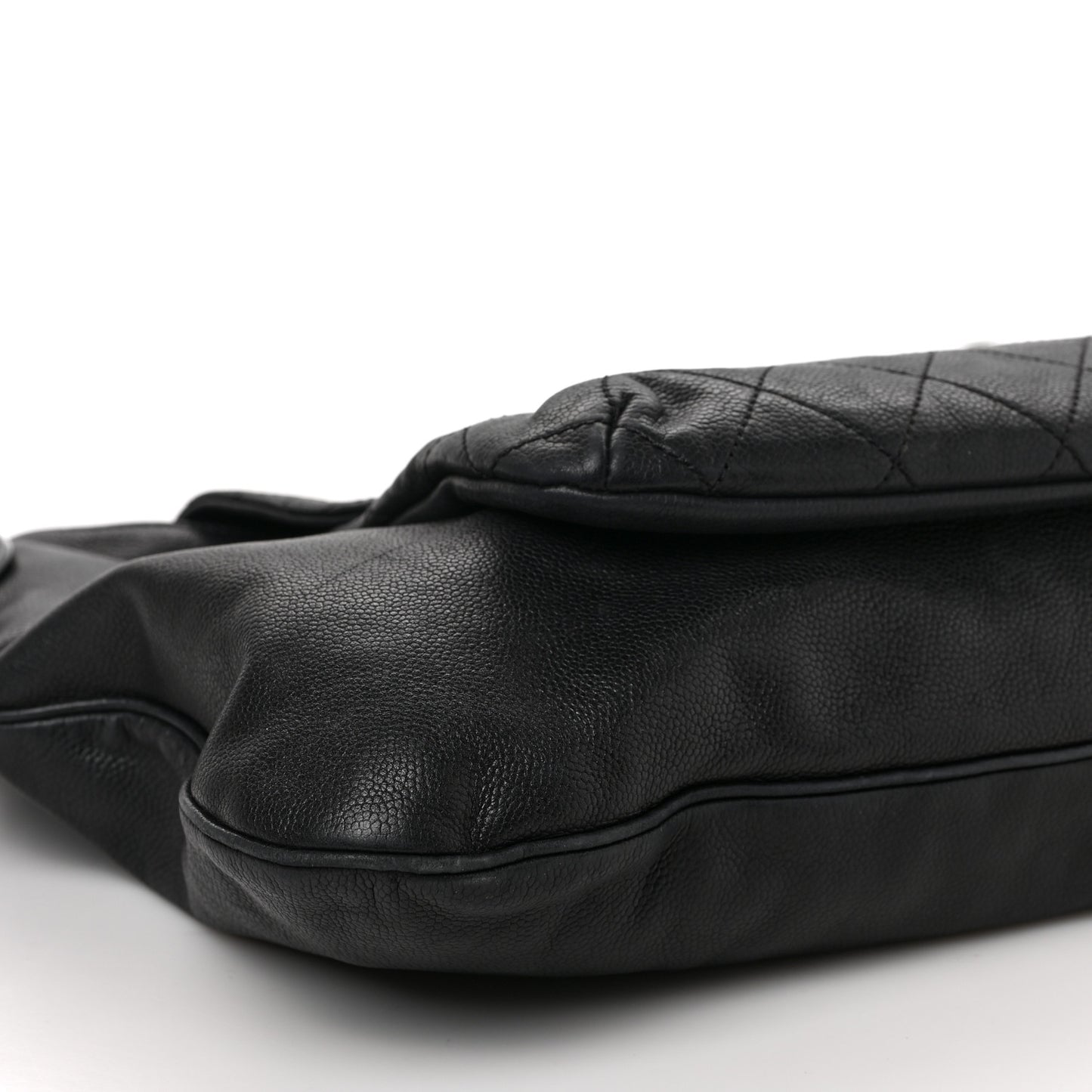Caviar Stitched Pocket In The City Hobo Black