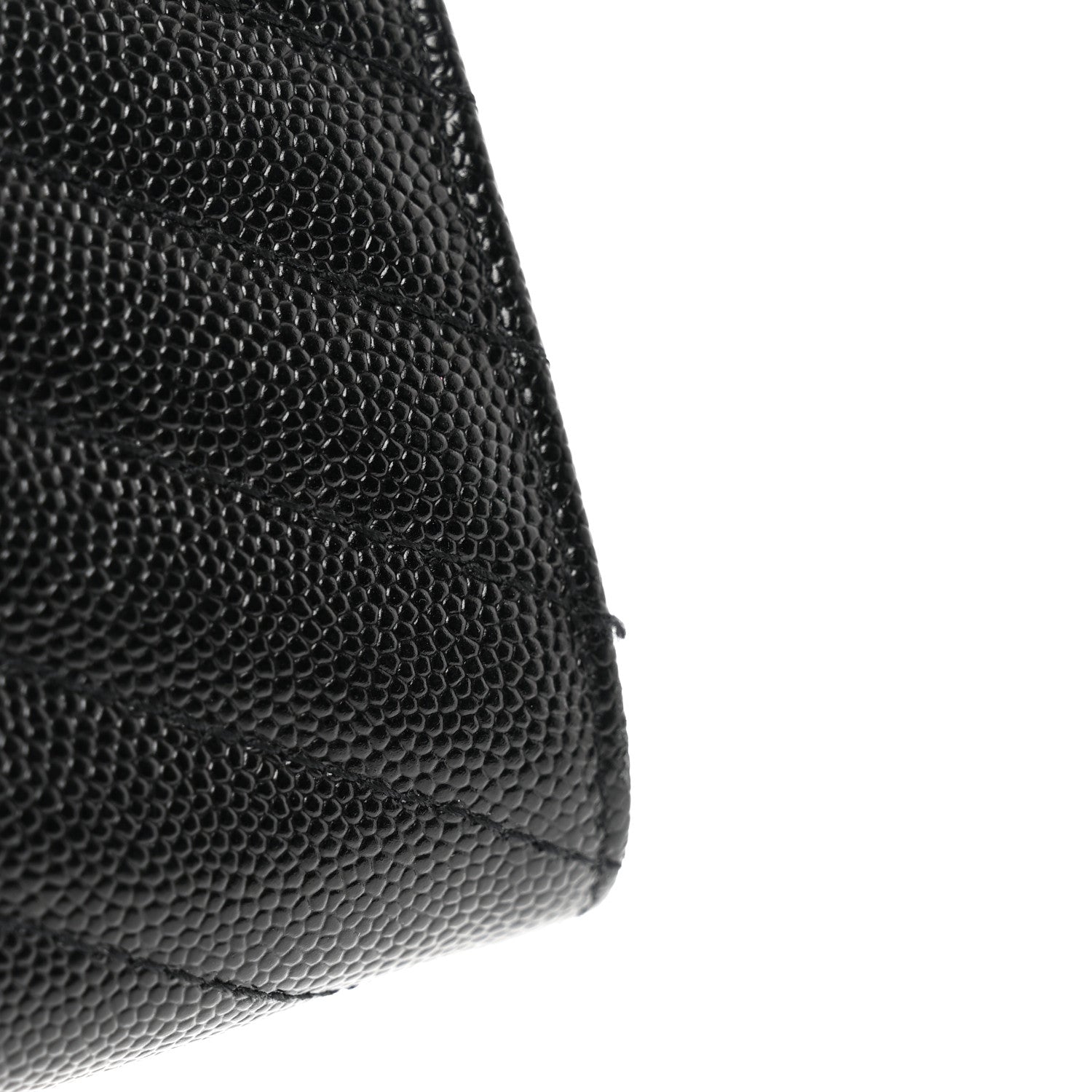 Saint Laurent Grain De Poudre Matelasse Chevron Monogram Flap Wallet Black 8 of 8