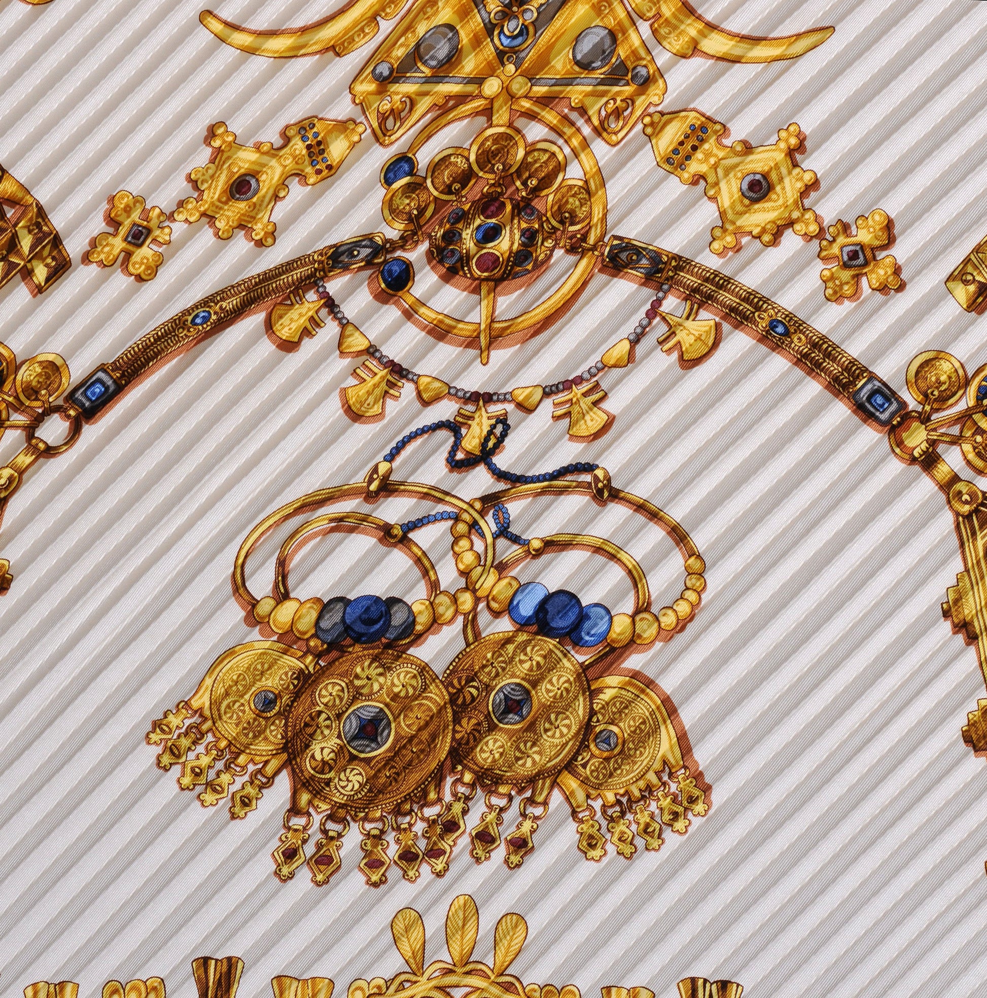Hermes Silk Plisse Parures Des Sables Scarf 90 1 of 4