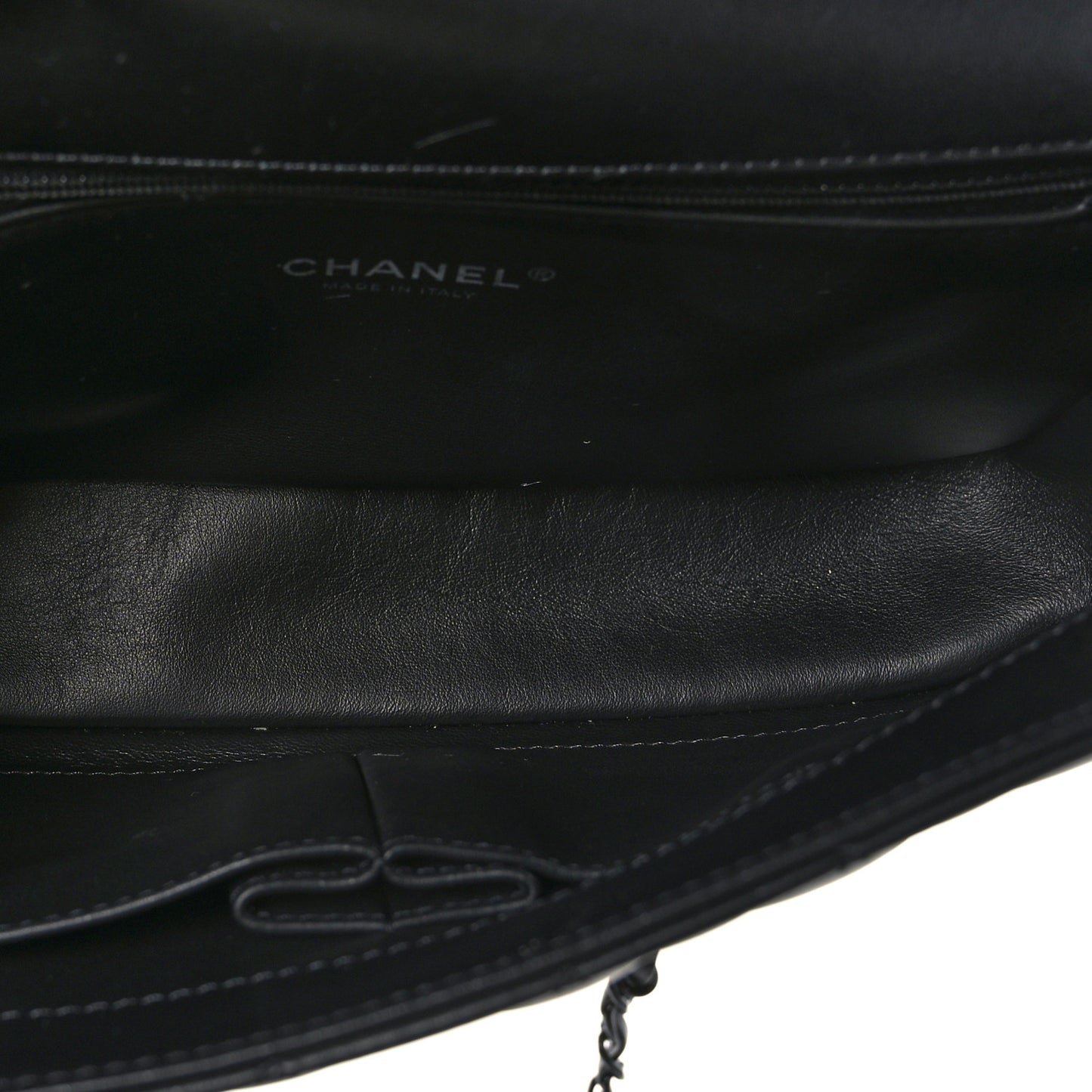 Lambskin Quilted Medium CC Filigree Flap Black