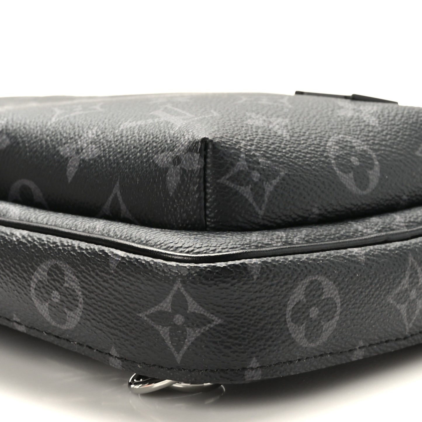 Monogram Eclipse Avenue Slingbag PM