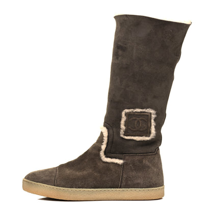 Chanel Suede Shearling Boots 39 Brown Beige 1 of 6