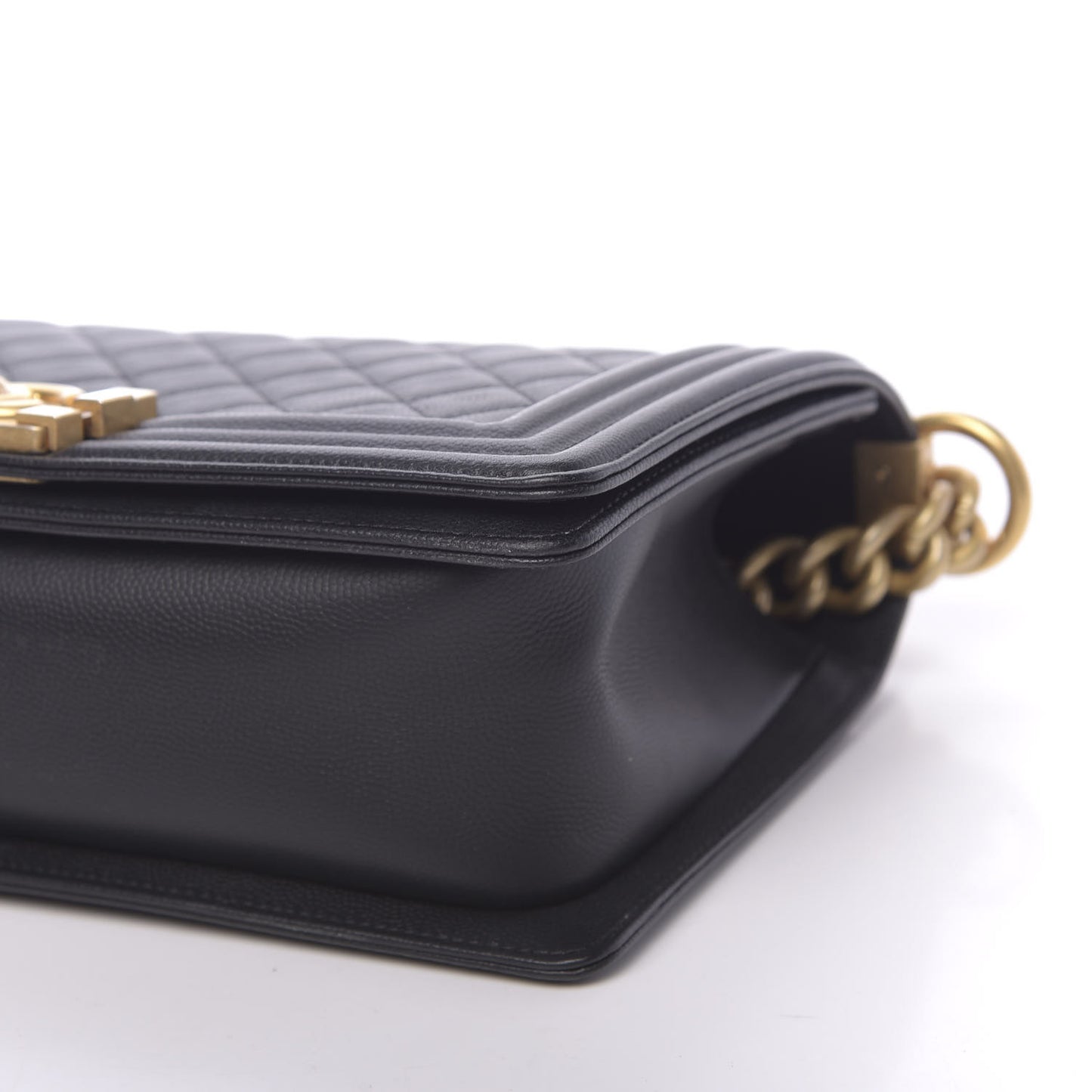 Caviar Quilted Medium Boy Flap Black