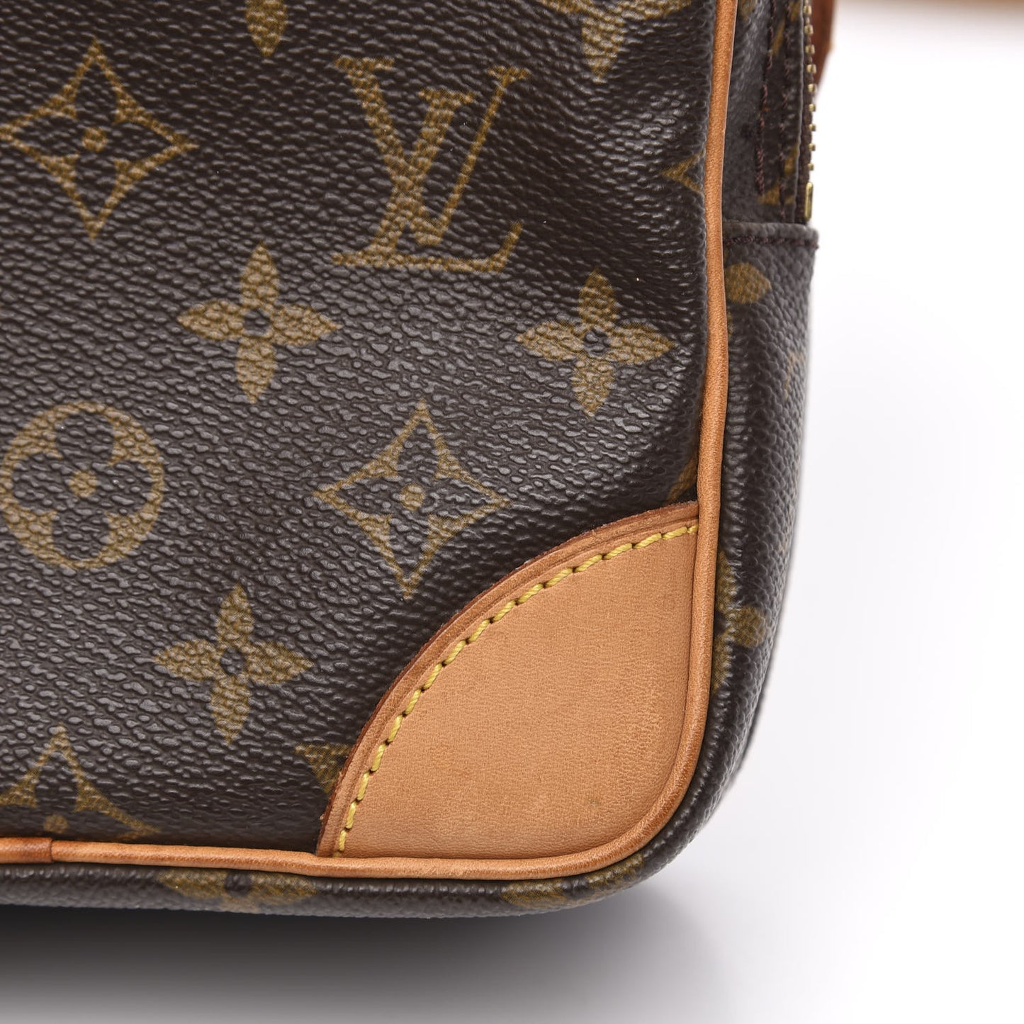 Monogram Amazone
