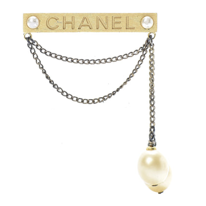 Chanel Pearl Logo Chain Brooch Gold 1 of 4