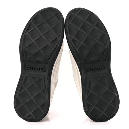 Chanel Velvet Calfskin Mixed Fibers CC Sneakers 39 Ivory Black 5 of 9