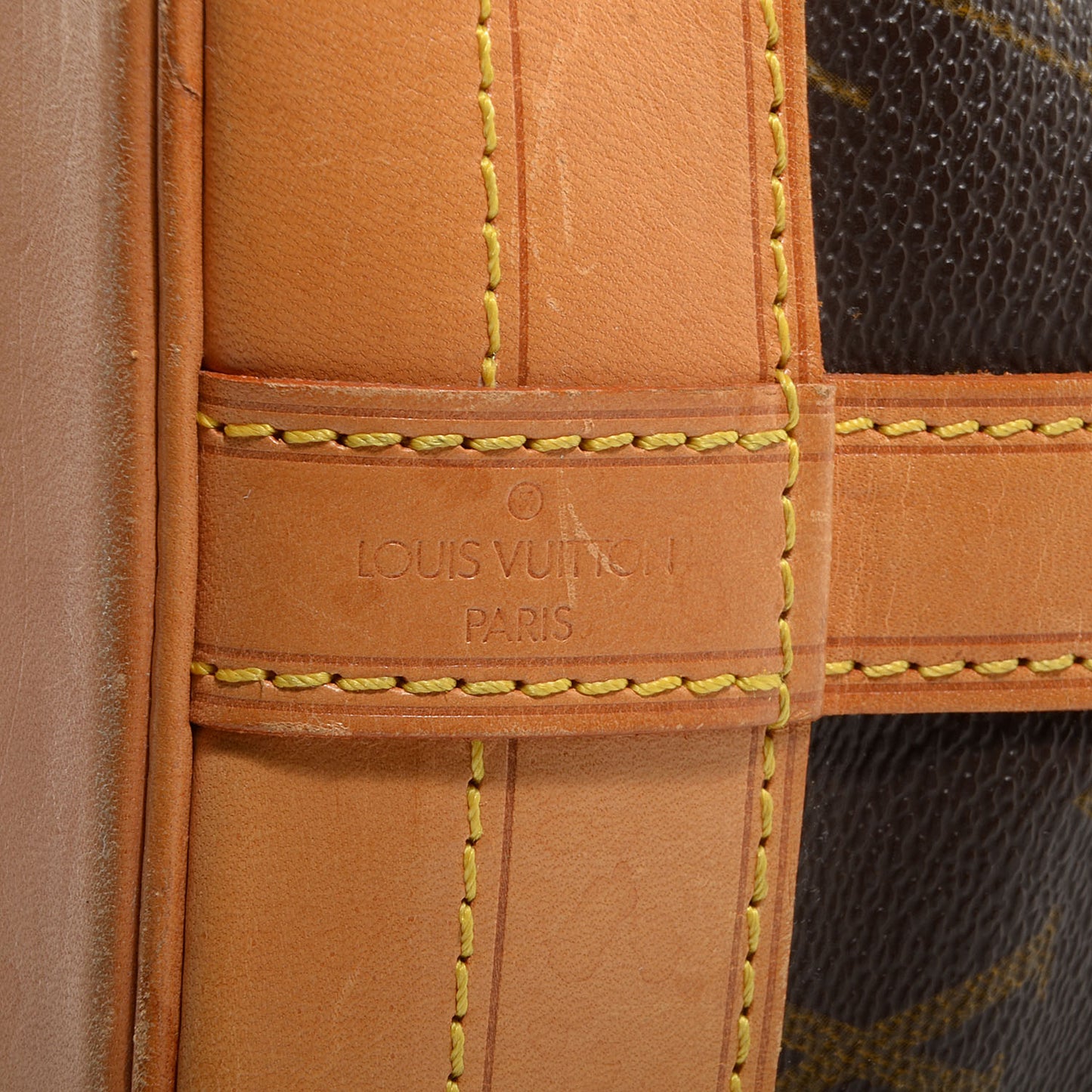 Monogram Noe