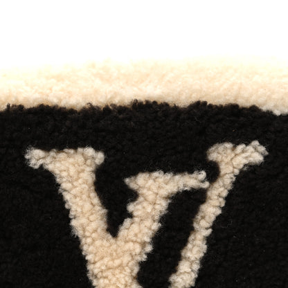 Louis Vuitton Monogram Teddy Beach Pouch 8 of 10