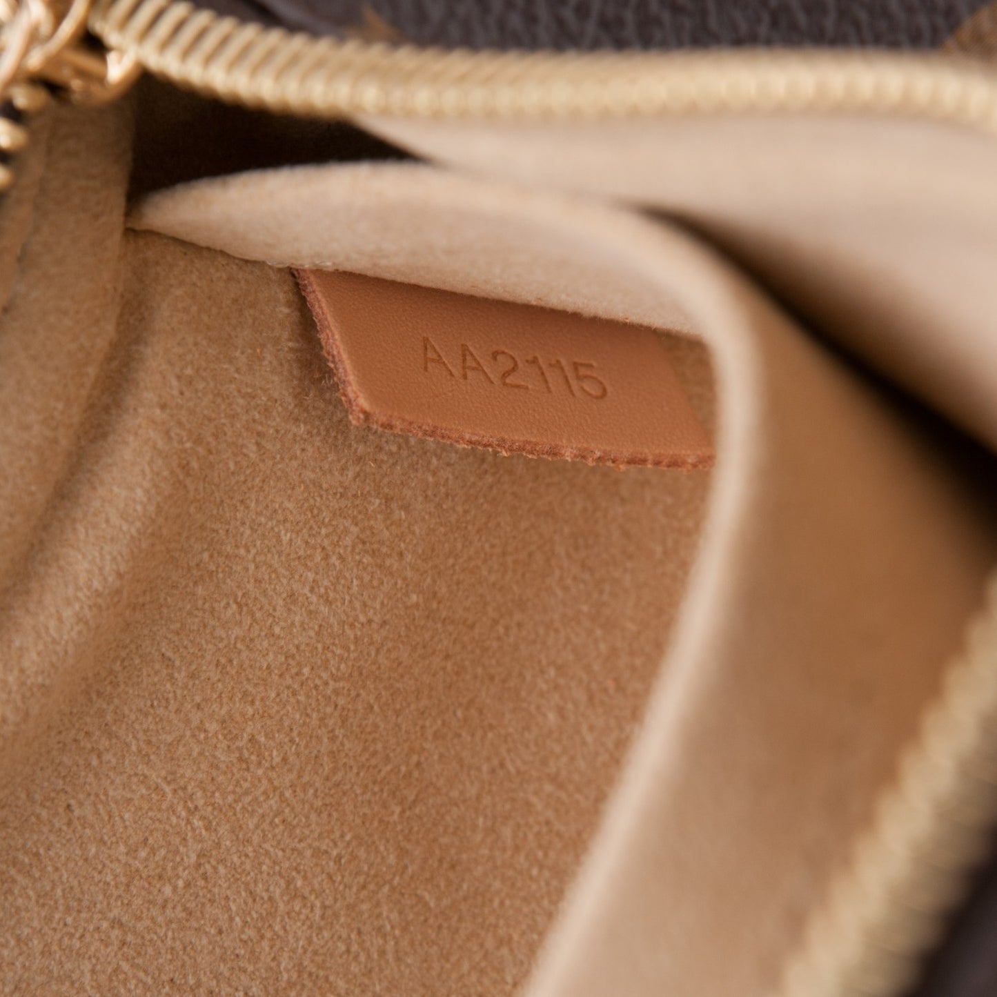 Monogram Pochette Milla MM