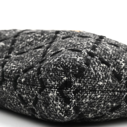 Chanel Tweed Quilted Chanel 22 Black Ecru 10 of 10