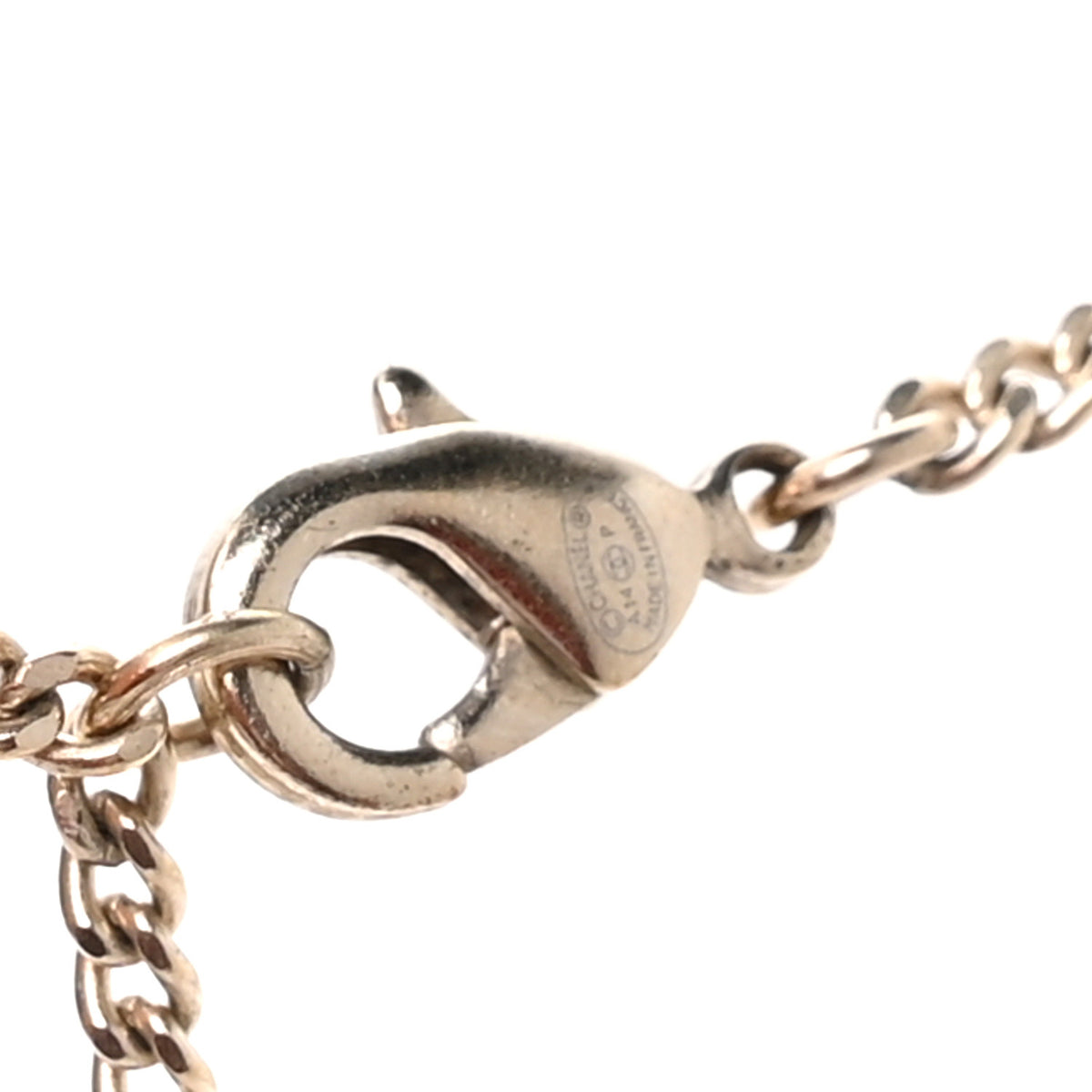 Metal Pearl Crystal Resin Gripoix CC Pendant Necklace  Gold Pearly White