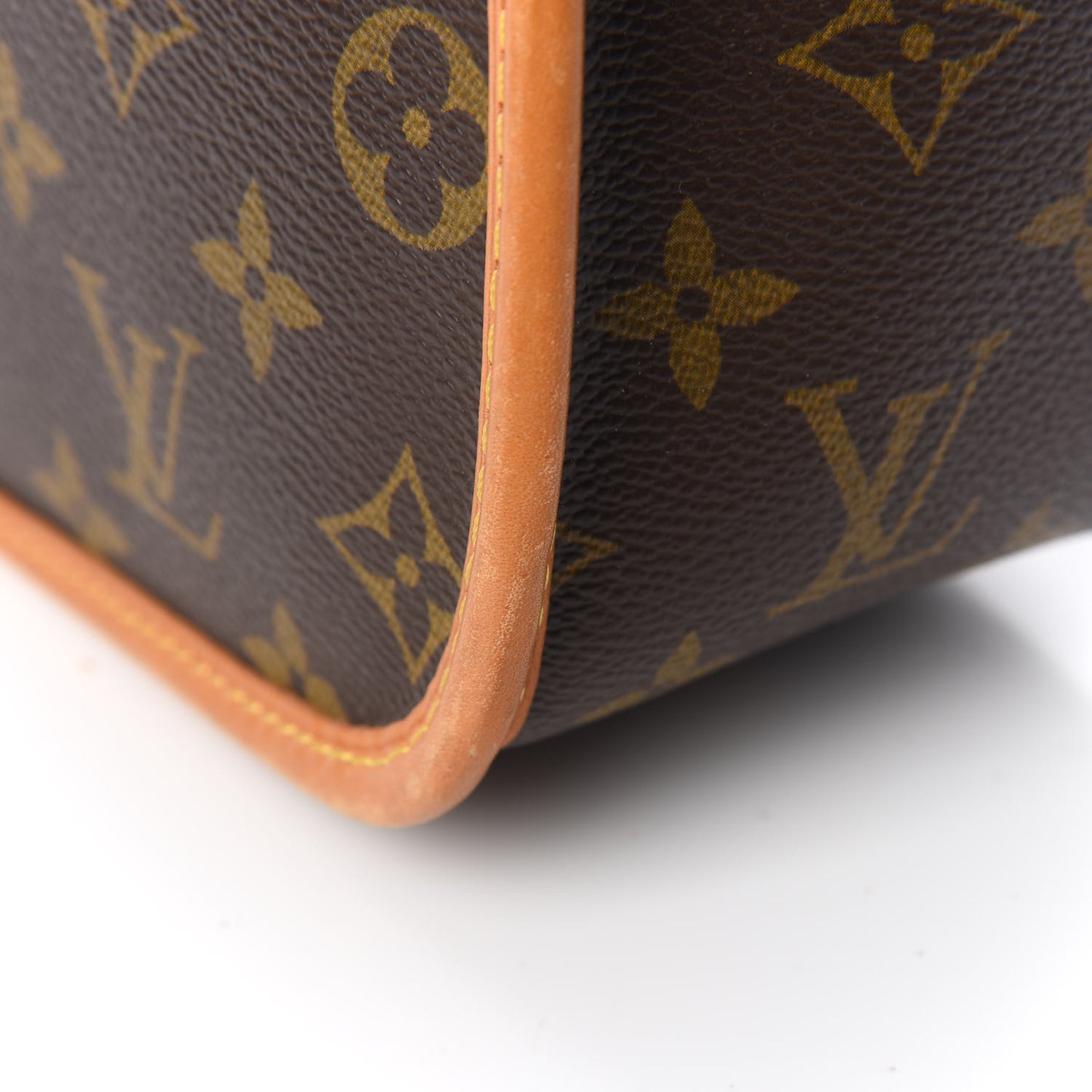 Monogram Sologne