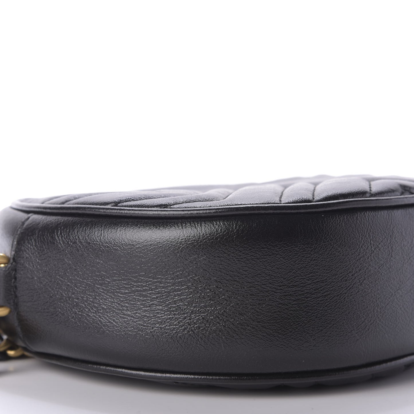 Azalea Calfskin Matelasse Heart Mini GG Marmont Round Shoulder Bag Black
