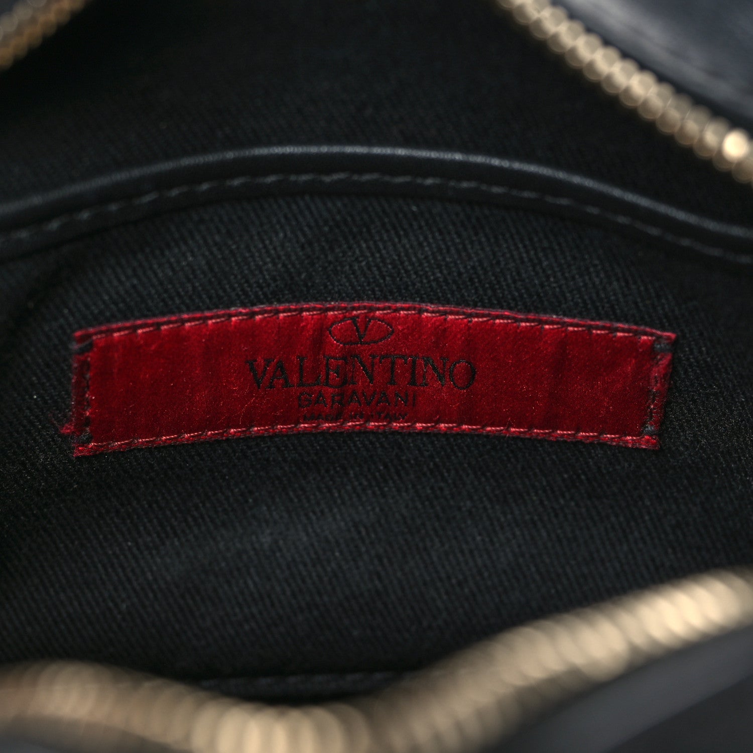 Valentino Garavani Pebbled Calfskin Rockstud Camera Crossbody Bag Black 6 of 9