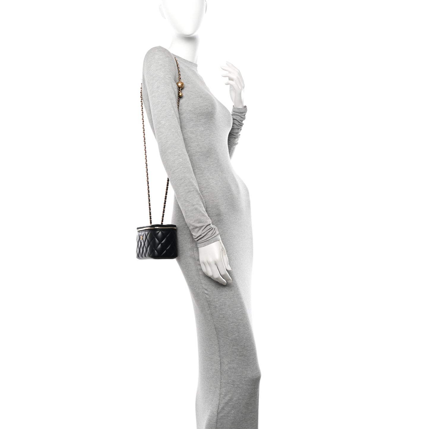 Lambskin Quilted Pearl Crush Small Vanity Case With Chain Black