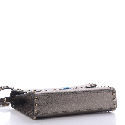 Valentino Garavani Metallic Pebbled Calfskin Medium Rockstud Flip Lock Crossbody Bag Sasso 4 of 8