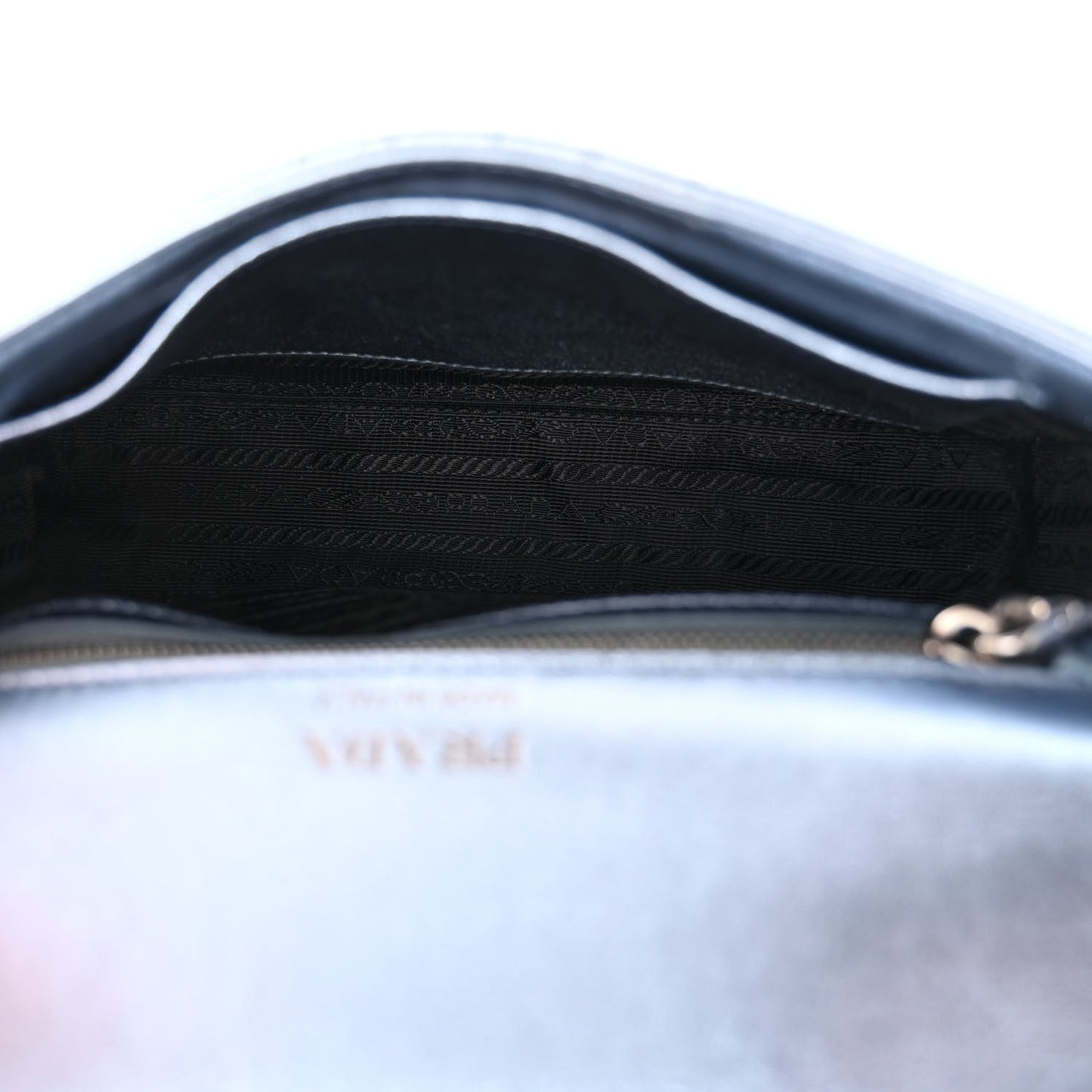 Metallic Nappa Impunture Diagramme Small Chain Flap Shoulder Bag Pervinca Mordor
