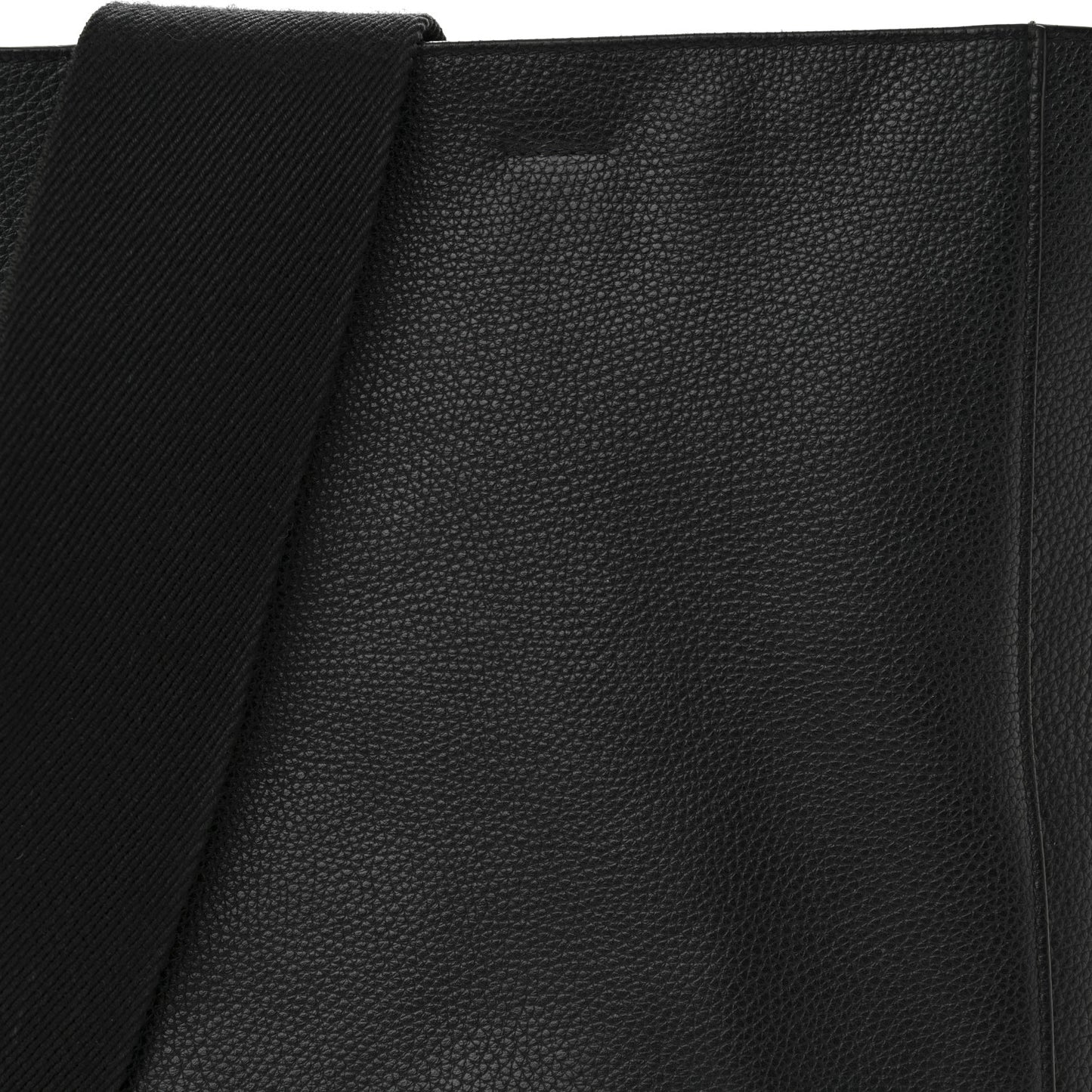 Soft Grained Calfskin Small Sangle Bucket Bag Black
