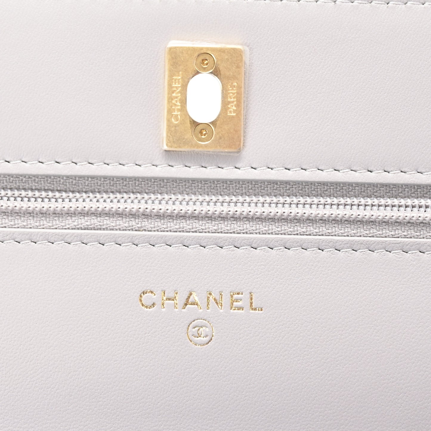 Lambskin Quilted CC Pearl Crush Wallet on Chain WOC Grey