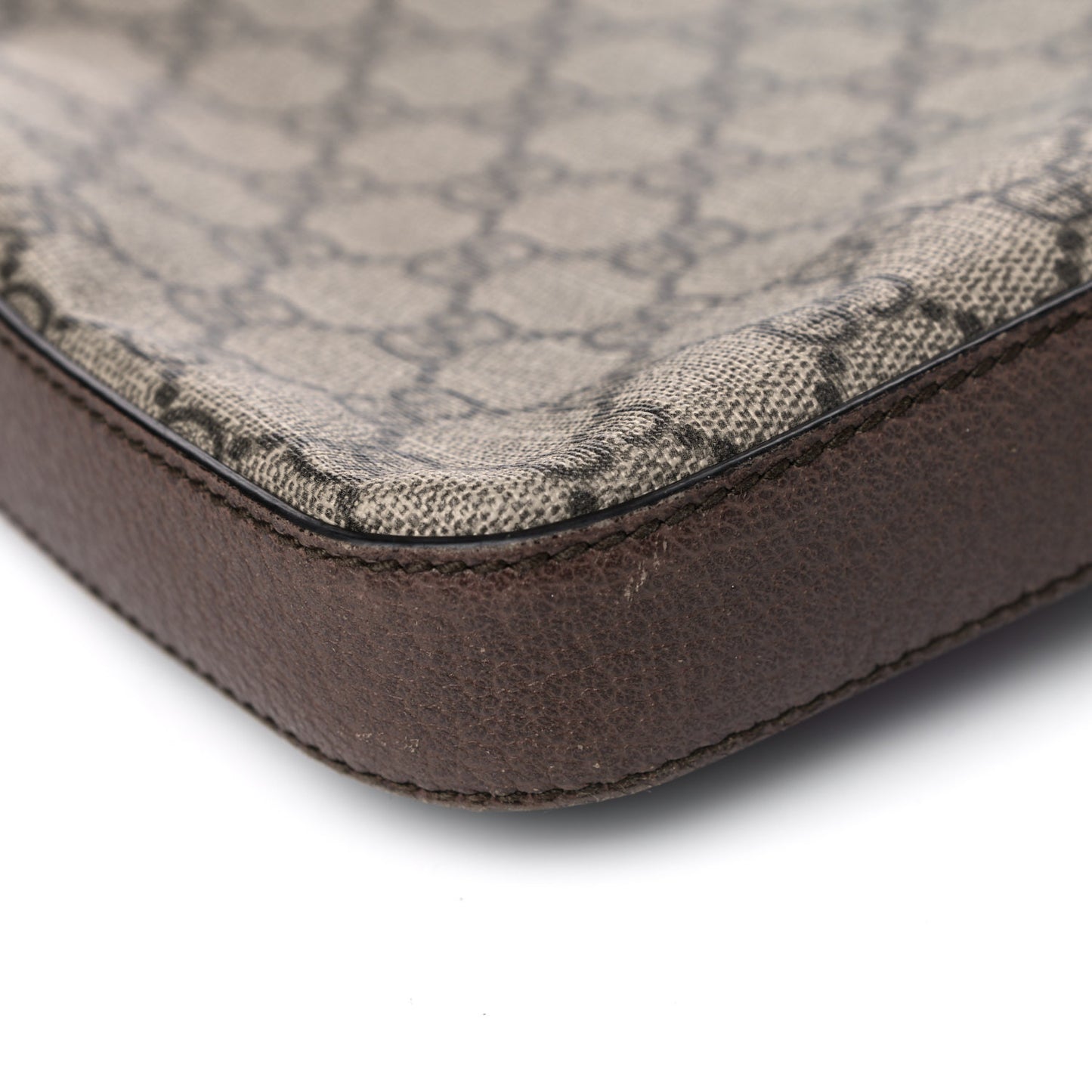 Soft GG Supreme Monogram Courrier Web Medium Flat Messenger Bag Beige New Acero Multicolor