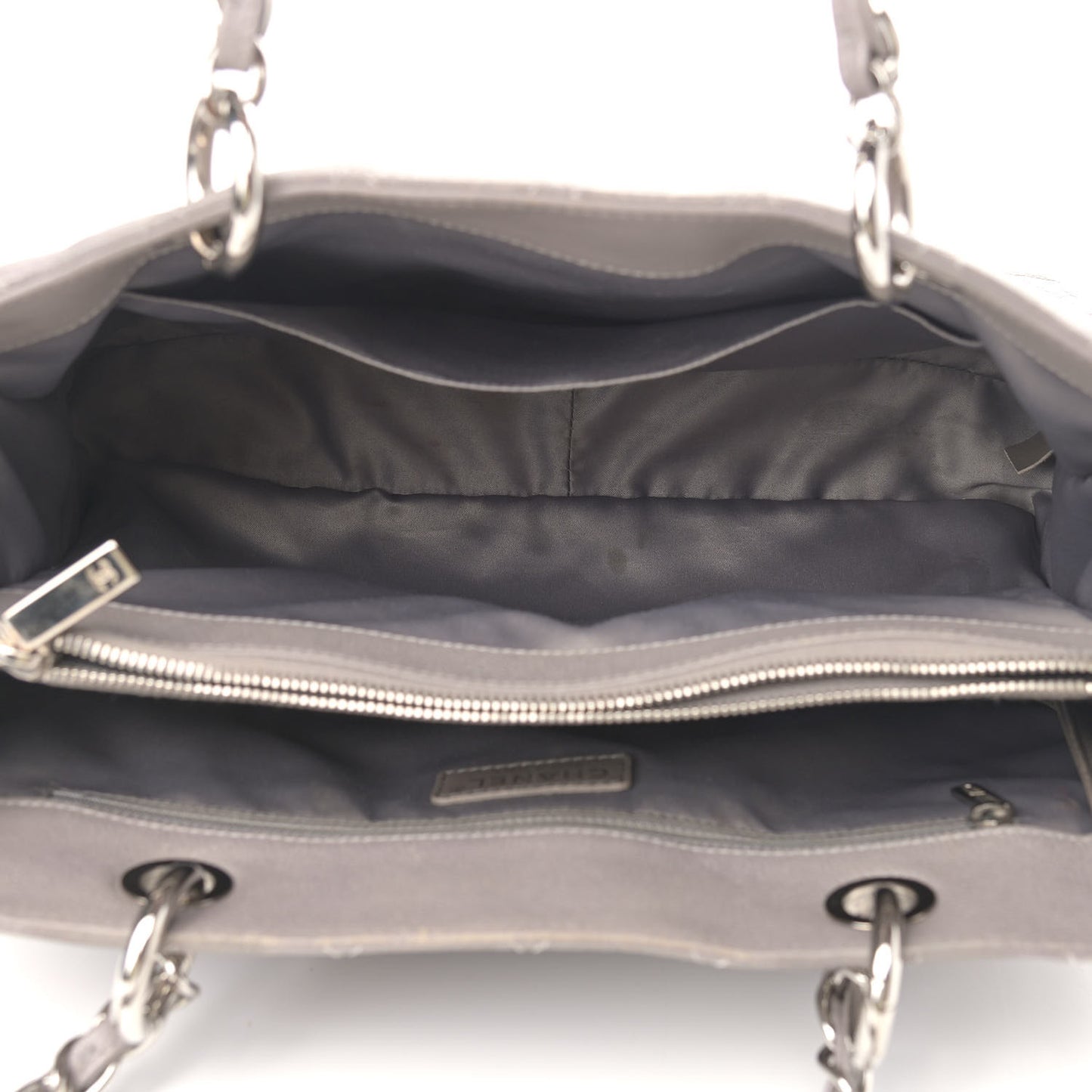 Caviar Quilted Grand Shopping Tote GST Light Grey