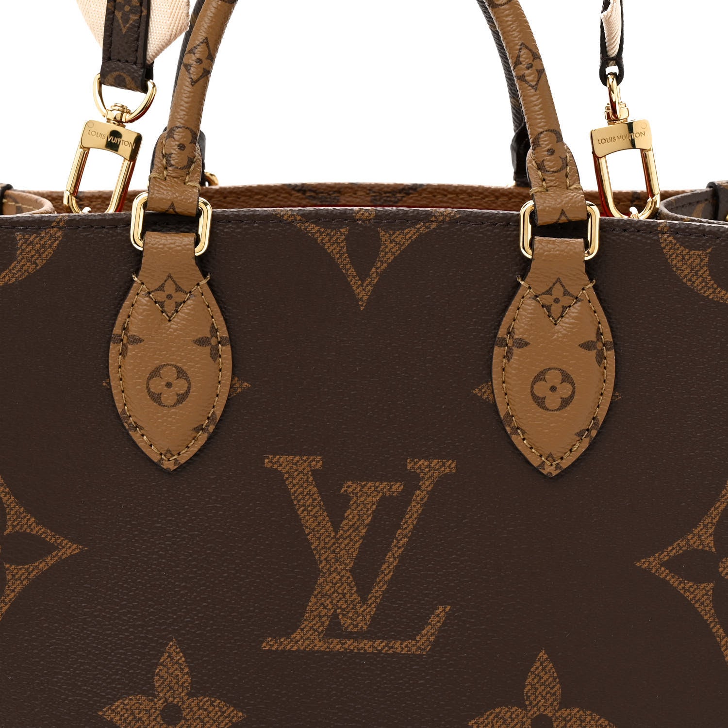 Louis Vuitton Reverse Monogram Giant Onthego PM 7 of 10