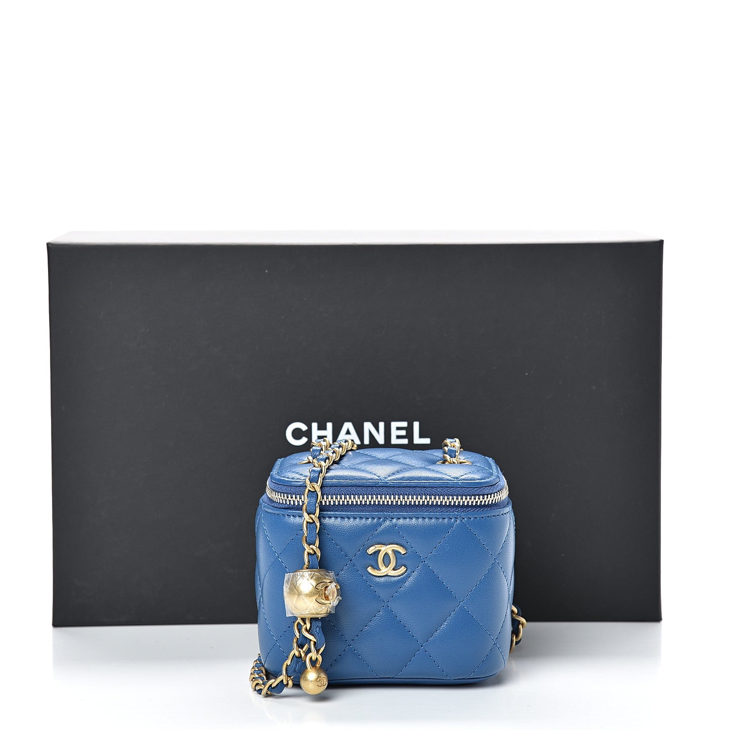 Lambskin Quilted Pearl Crush Mini Vanity Case With Chain Blue