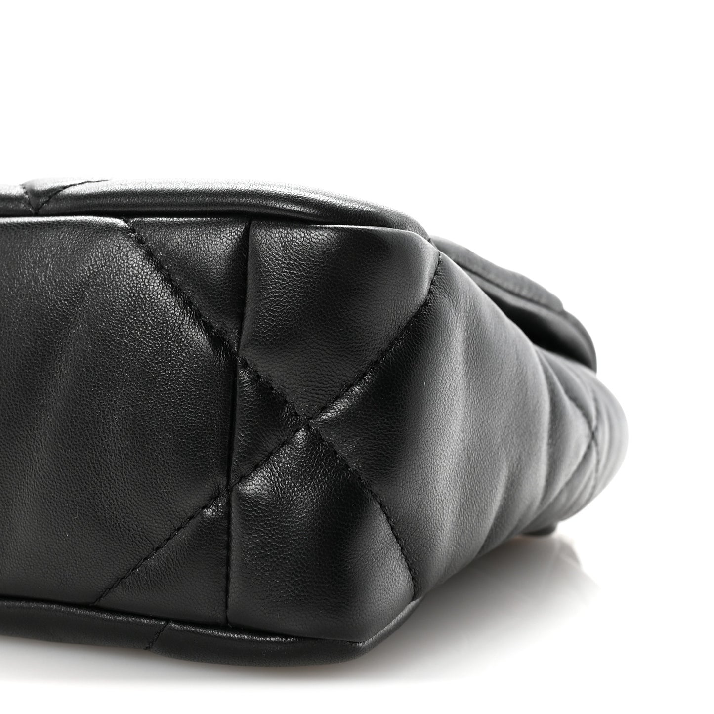 Lambskin Quilted Medium Chanel 19 Flap Black