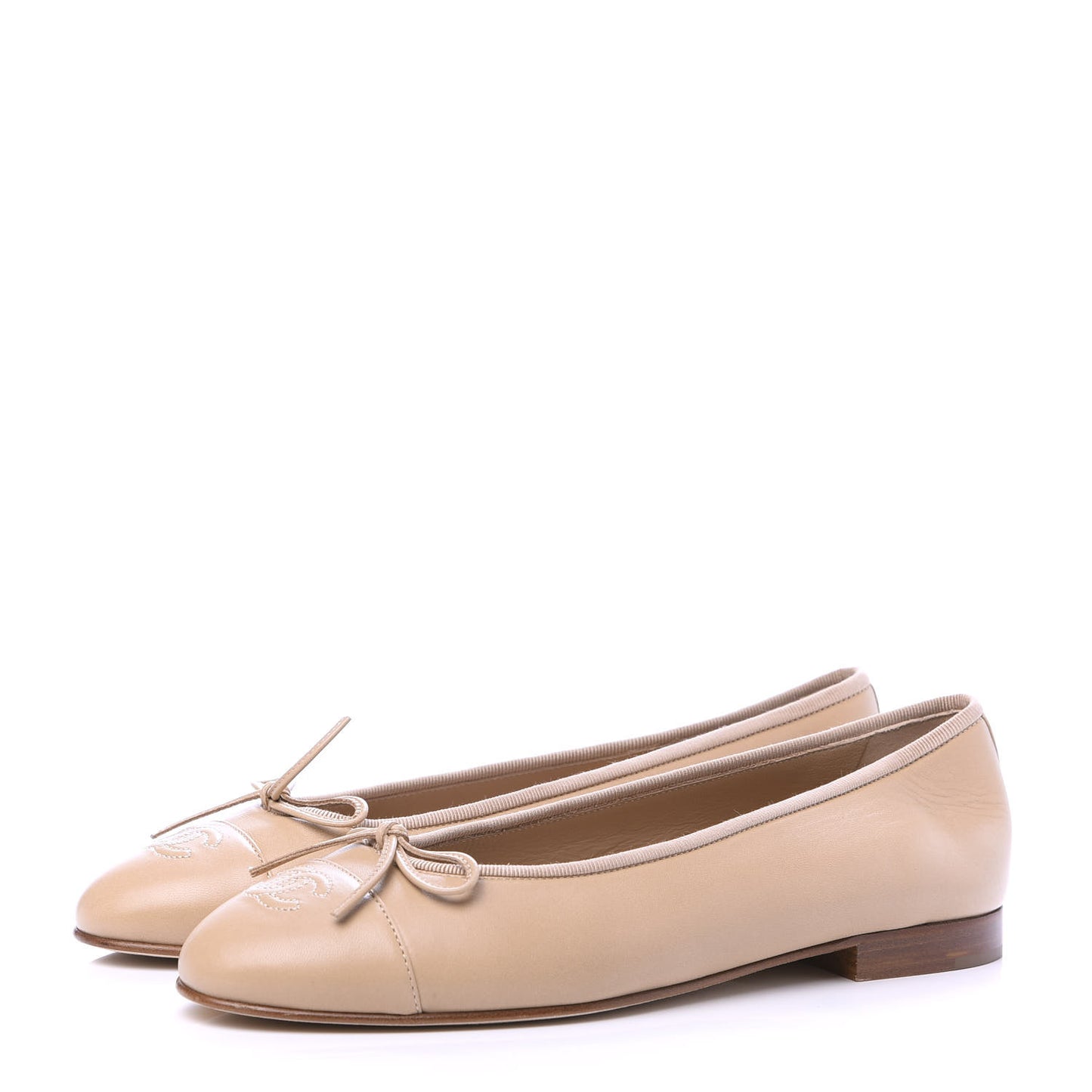 Lambskin Cap Toe CC Ballerina Flats 39 Beige