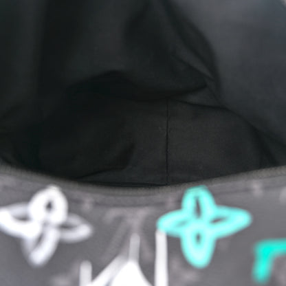 Louis Vuitton Monogram Eclipse LV Graffiti Discovery Backpack Green Lights 5 of 10