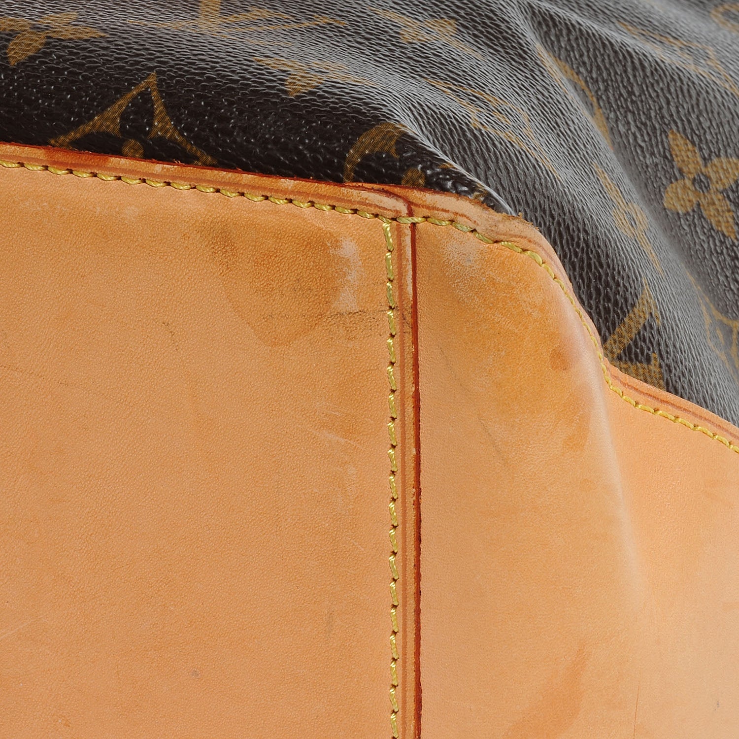 Louis Vuitton Monogram Cabas Mezzo 9 of 12