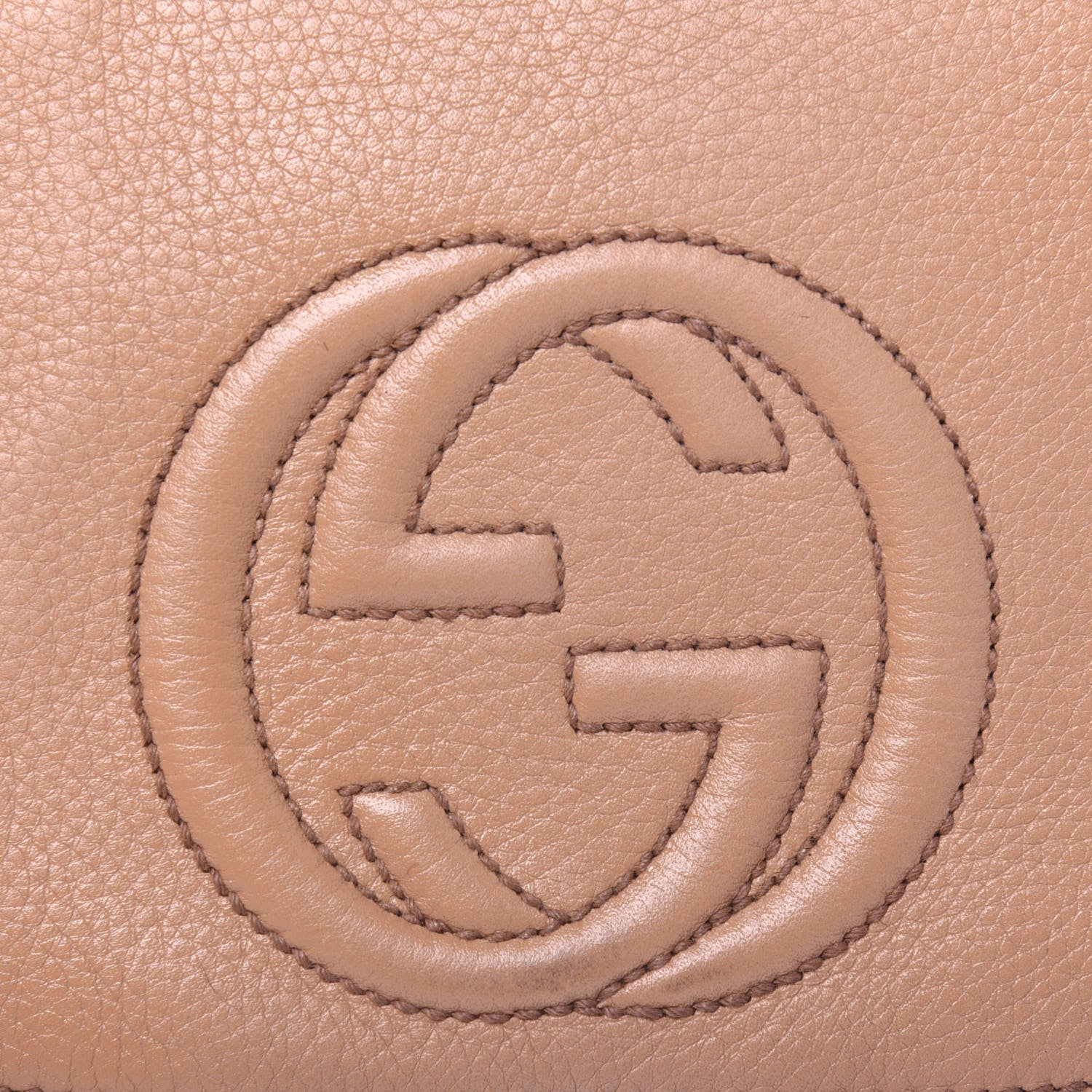 Gucci Pebbled Calfskin Medium Soho Flap Crossbody Camelia 24 of 25