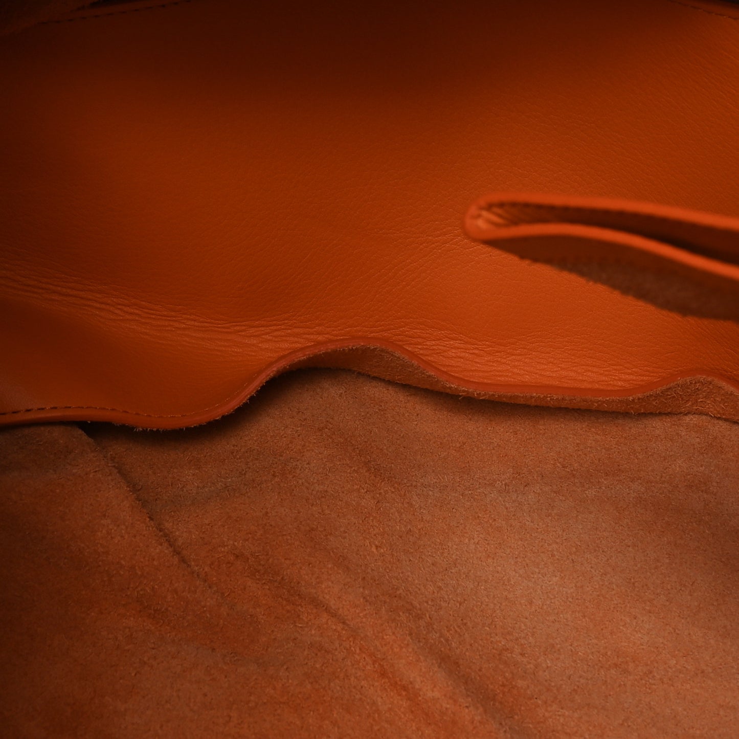 Veau Papier A4 Zip Around Tote Mandarine