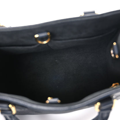 Louis Vuitton Empreinte Monogram Giant Onthego PM Black 5 of 9